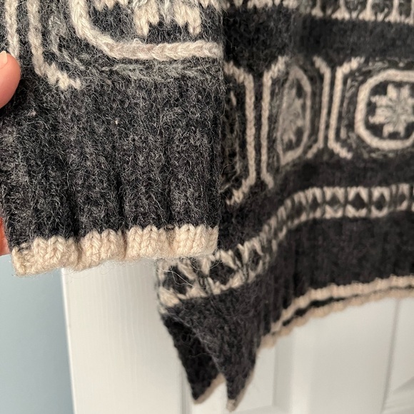 Vintage Limited Wool Sweater Gray Medium - Picture 6 of 10